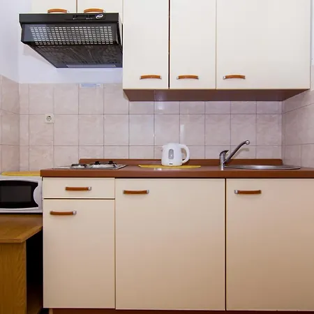 Apartman Holidays Slanada With Terrace And Sea View, Near The & Town Trogir, Free Parking, Quiet Place On Peninsula Ciovo Trogir